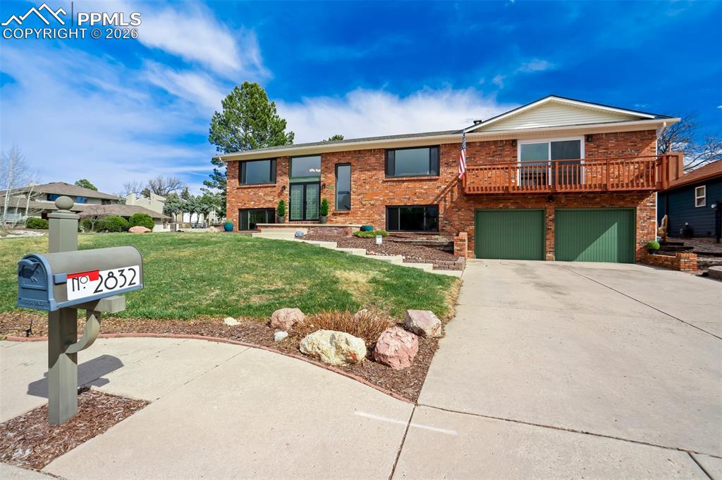 2832 Country Club Circle Colorado Springs CO 80909