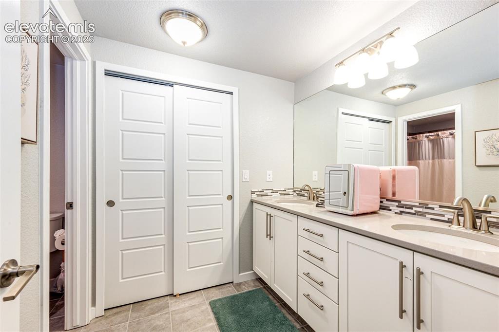 2058 Walnut Creek Court Colorado Springs CO 80921