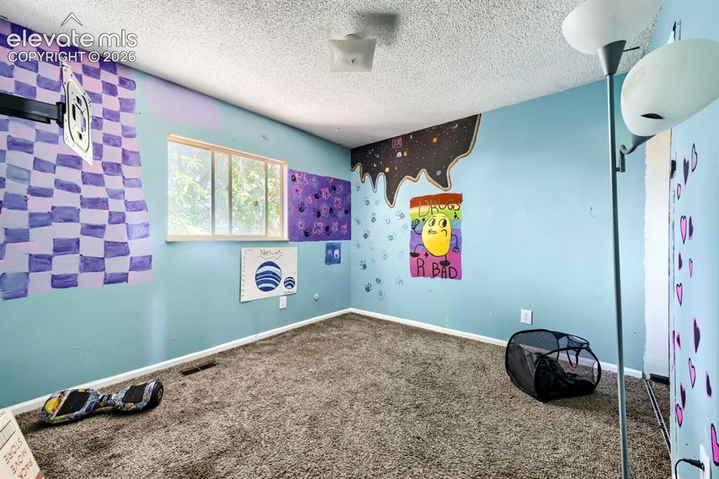93 Regency Boulevard Pueblo CO 81005