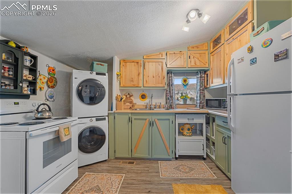 331 E Golden Avenue Cripple Creek CO 80813
