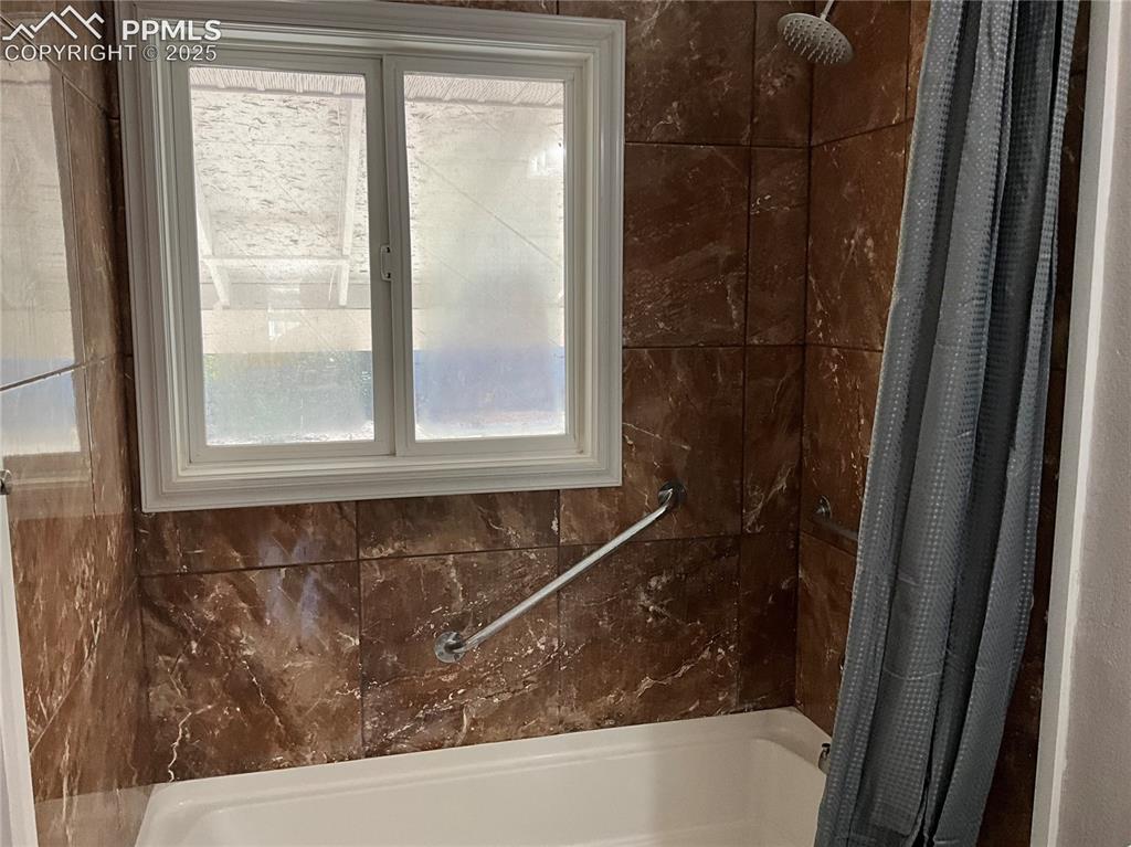 72 Hanson Lane Pueblo CO 81001