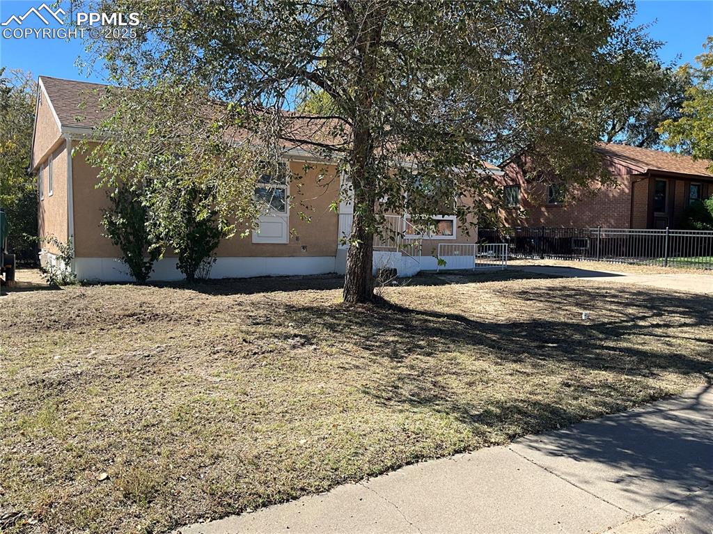72 Hanson Lane Pueblo CO 81001
