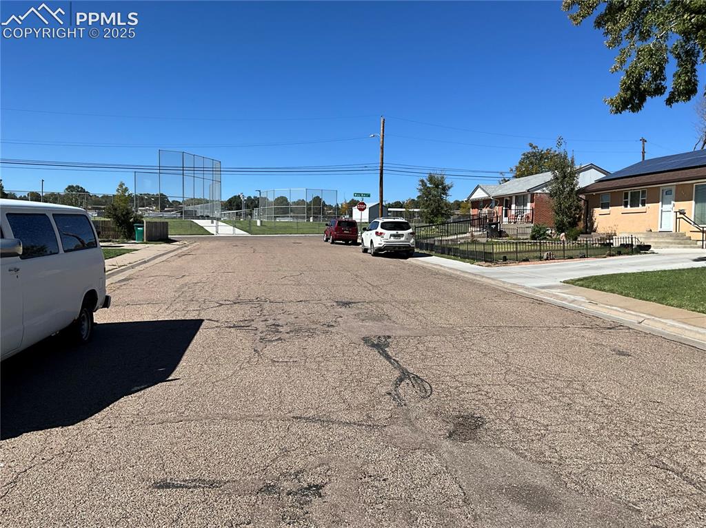 72 Hanson Lane Pueblo CO 81001