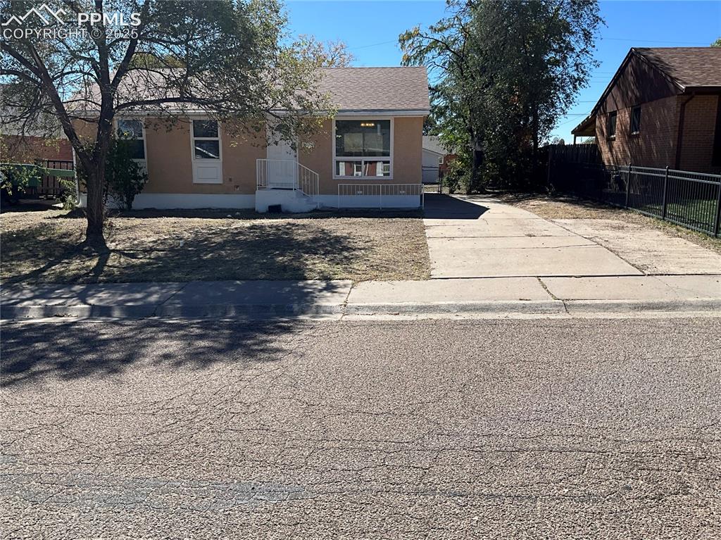 72 Hanson Lane Pueblo CO 81001