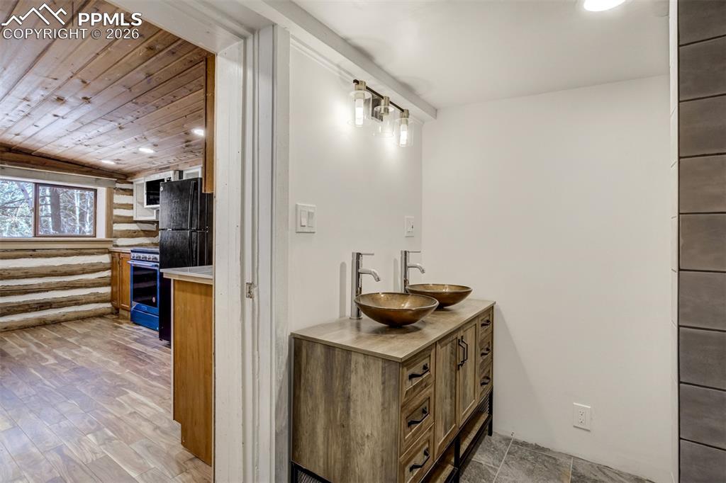 4560 Canonwood Road Colorado Springs CO 80906