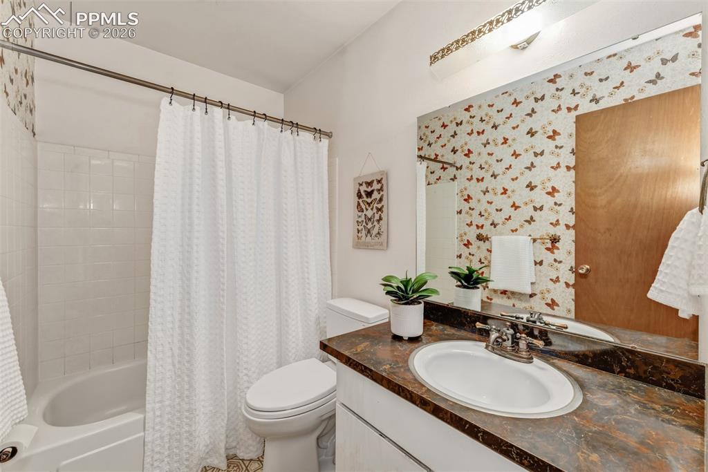135 Fairmont Street Colorado Springs CO 80910