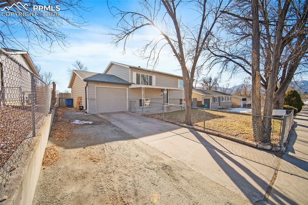 3675 Darkwood Place Colorado Springs CO 80910