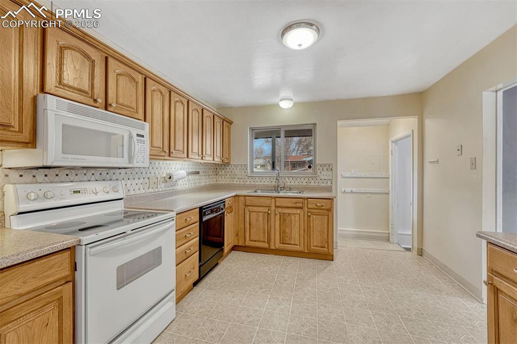 2554 E Caramillo Street Colorado Springs CO 80909