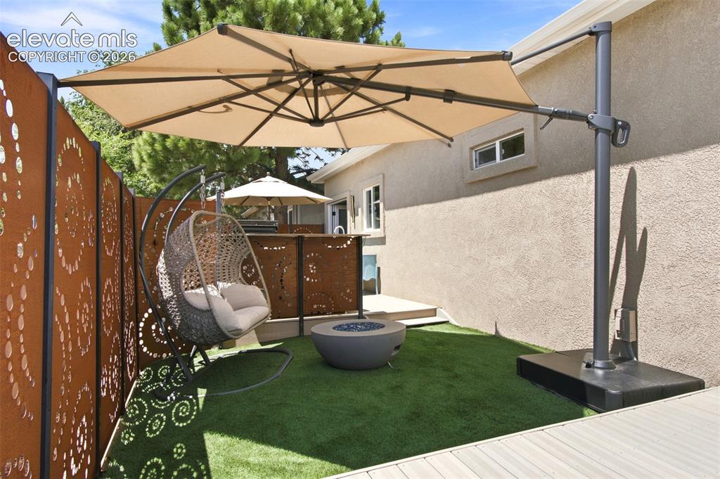 1668 Pinon Glen Circle Colorado Springs CO 80919