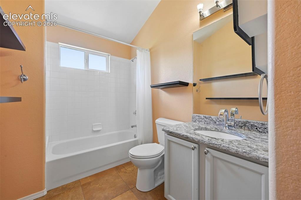 6240 Viewfield Heights Colorado Springs CO 80919