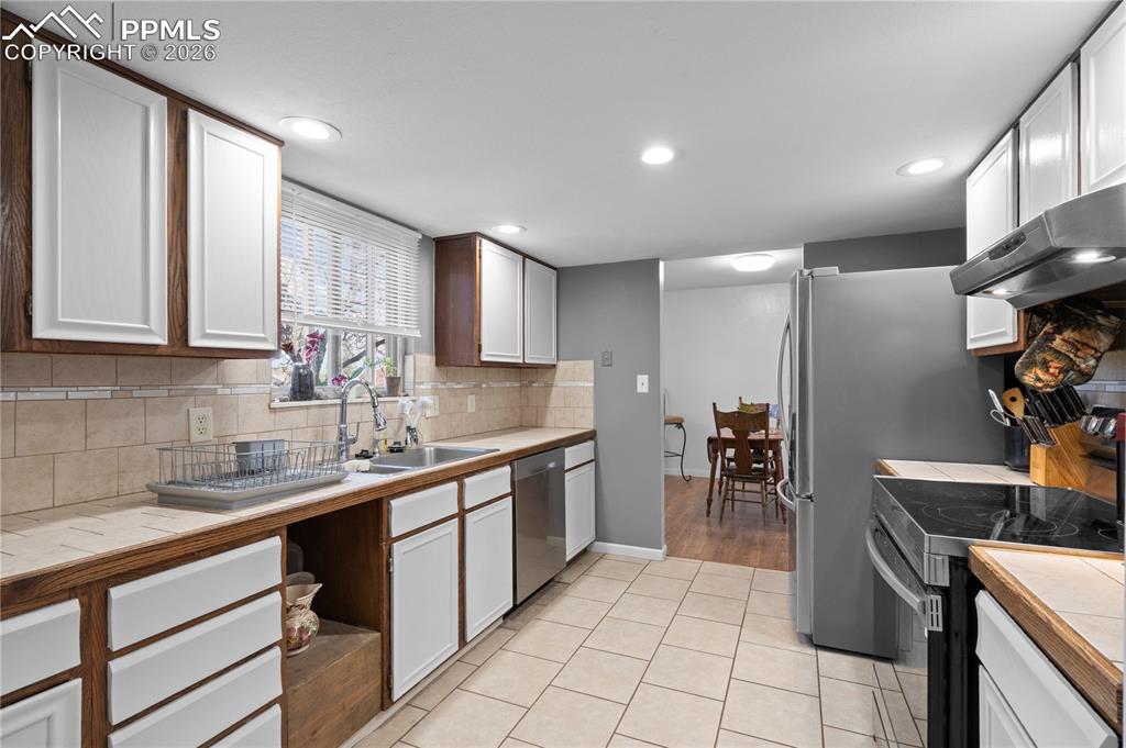 2 Bellflower Court Pueblo CO 81001
