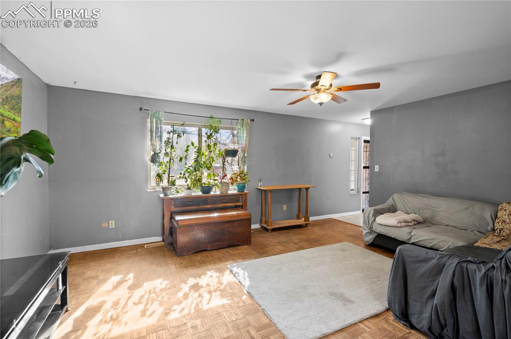 2 Bellflower Court Pueblo CO 81001