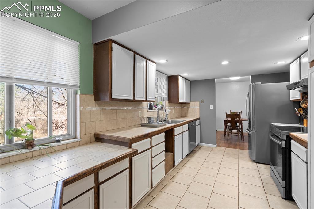 2 Bellflower Court Pueblo CO 81001