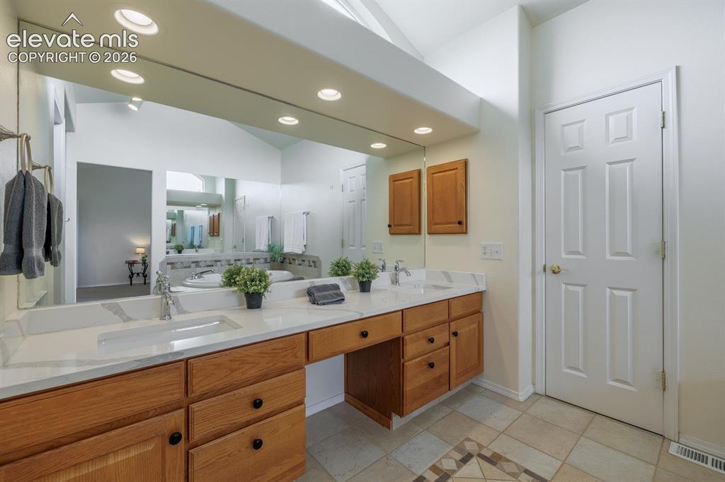 9215 Chetwood Drive Colorado Springs CO 80920