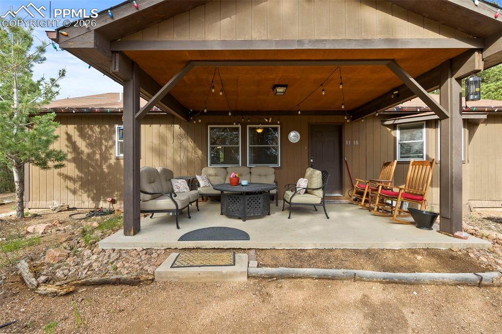 1110 Pikes Peak Drive Florissant CO 80816