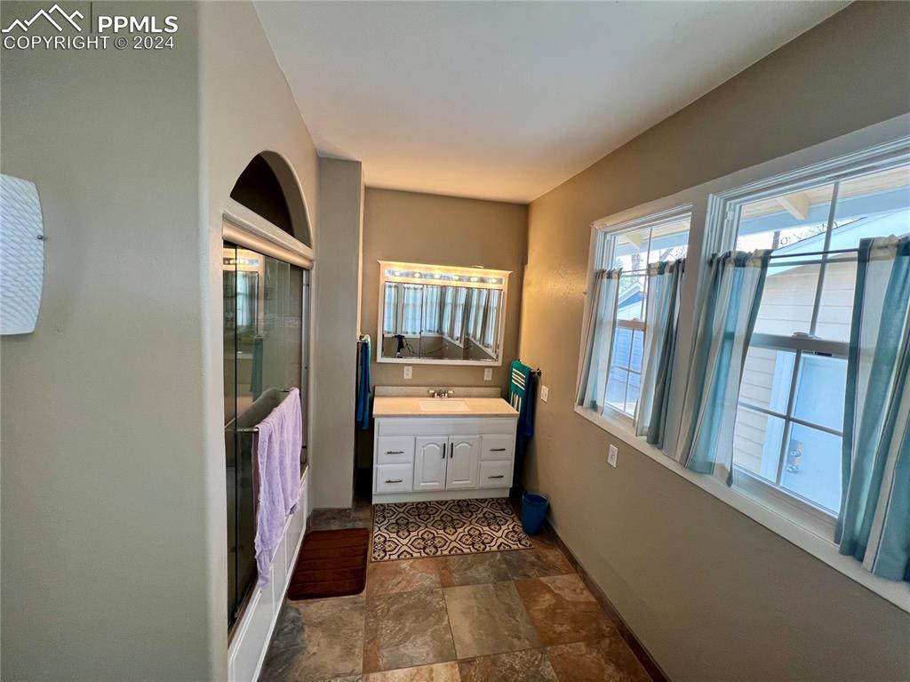 1905 N Wahsatch Avenue Colorado Springs CO 80907