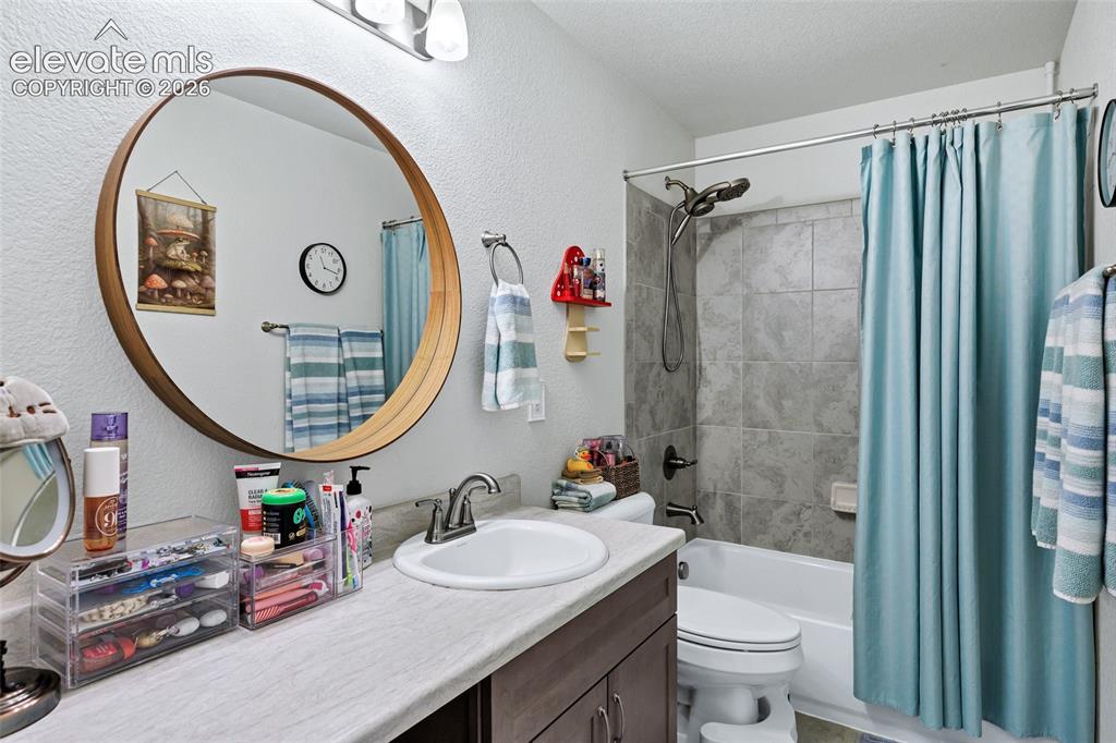 9003 Yellowtail Way Colorado Springs CO 80908