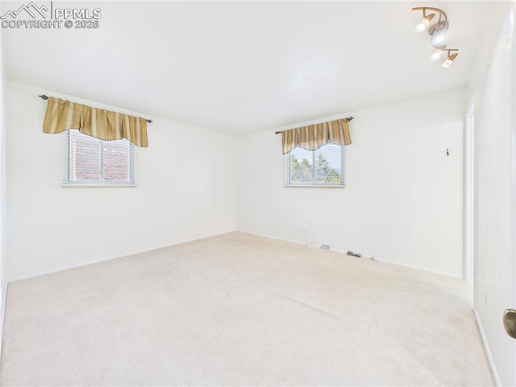 2210 Greenwich Circle Colorado Springs CO 80909