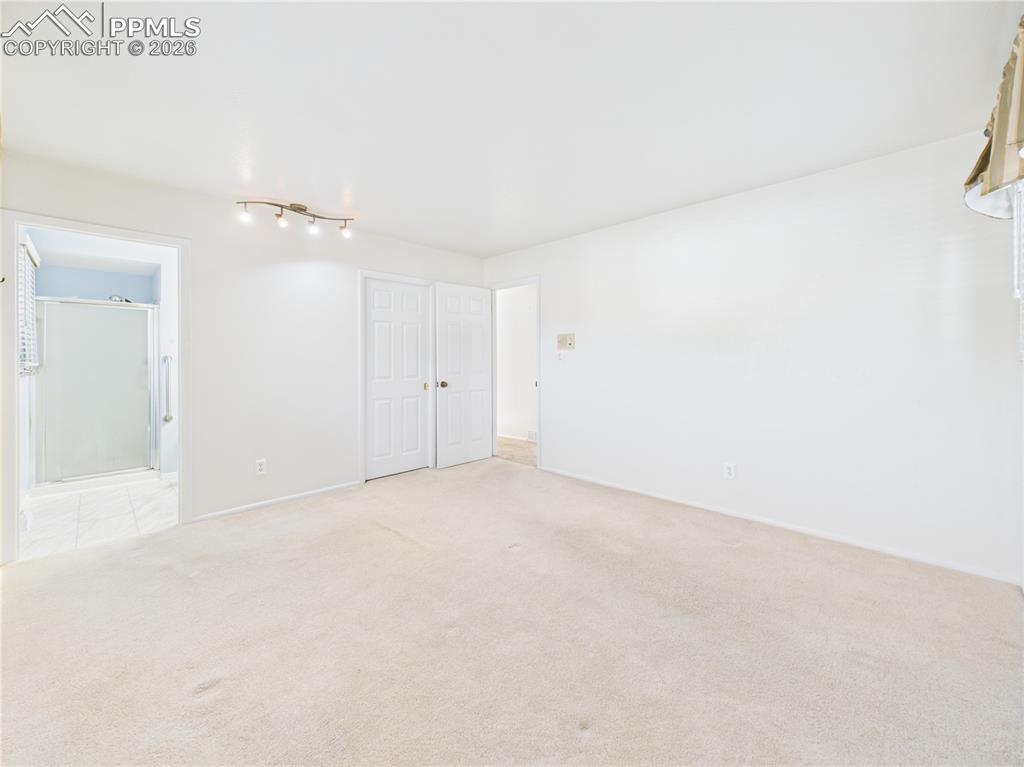 2210 Greenwich Circle Colorado Springs CO 80909