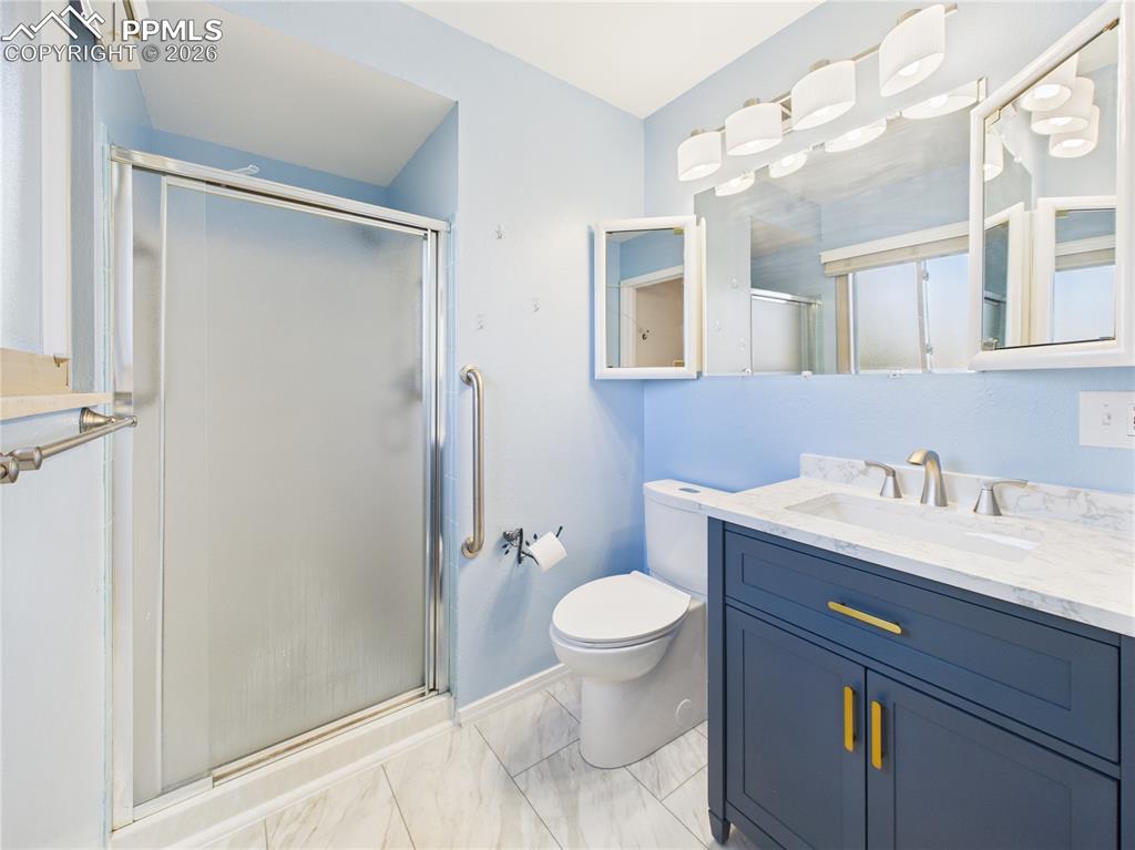 2210 Greenwich Circle Colorado Springs CO 80909