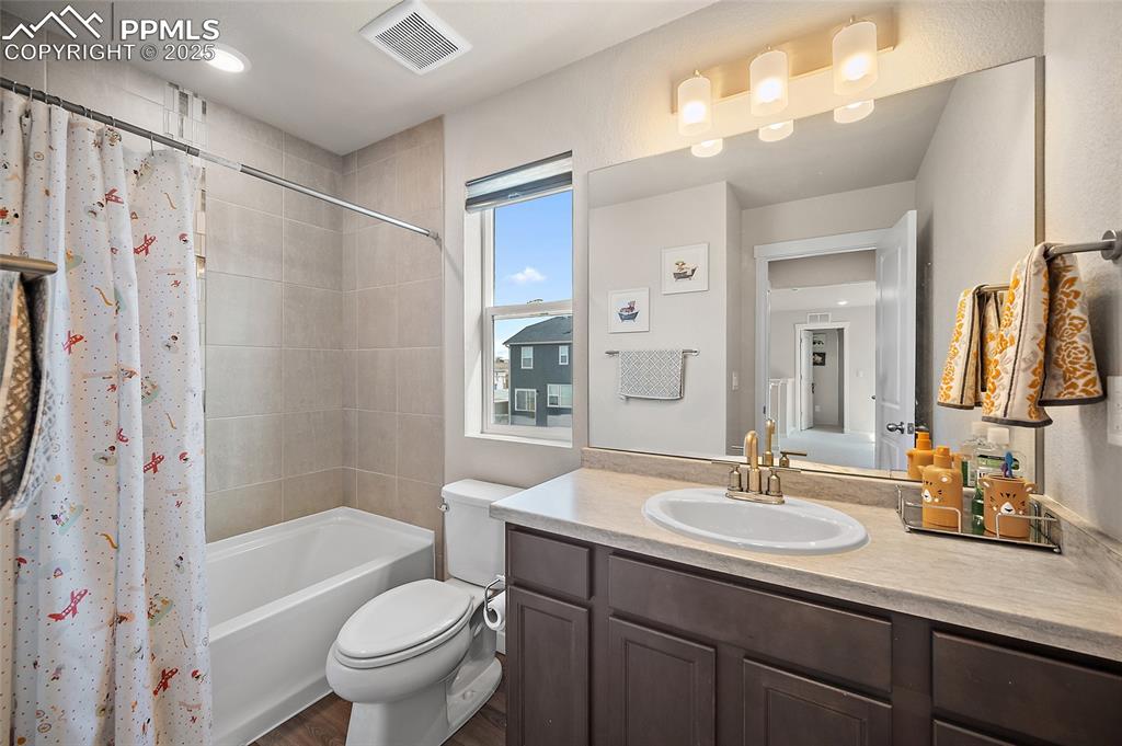 8161 Goldenray Place Colorado Springs CO 80908