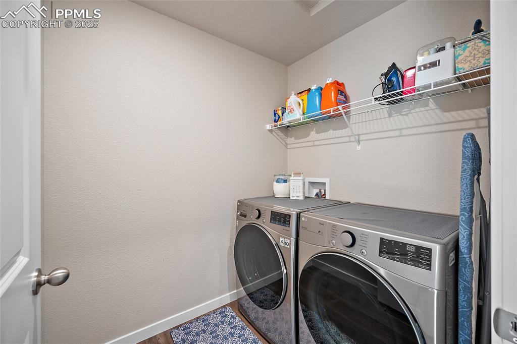 8161 Goldenray Place Colorado Springs CO 80908