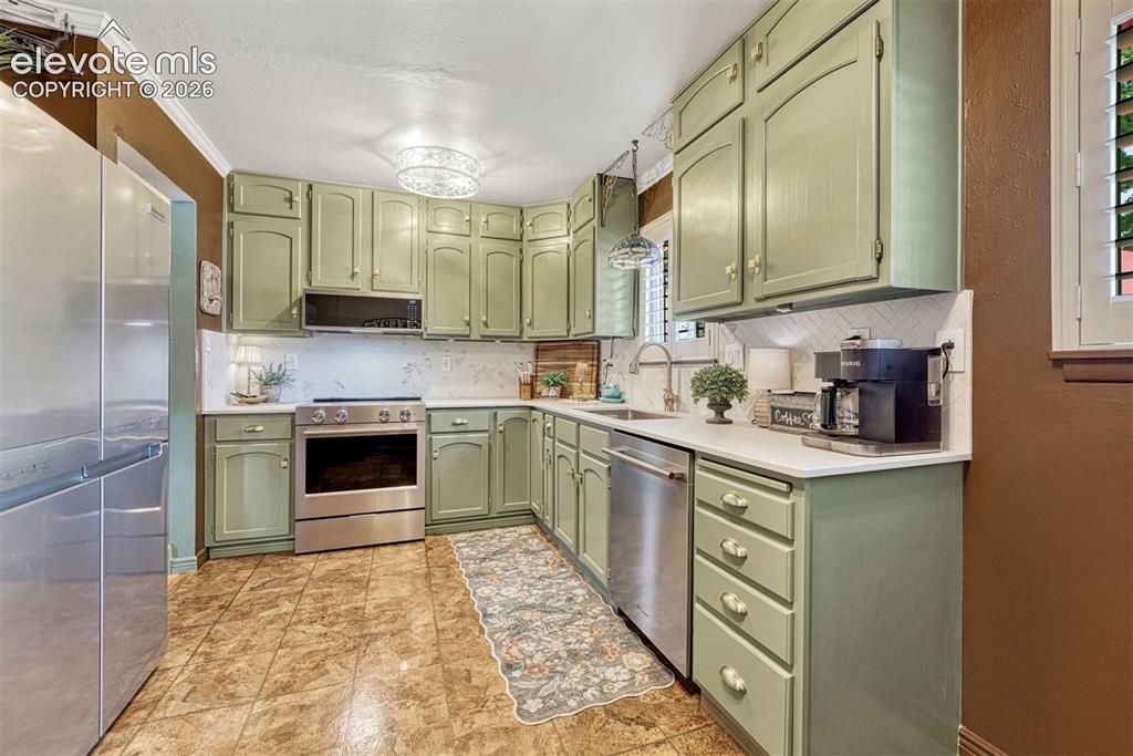 2830 N Institute Street Colorado Springs CO 80907