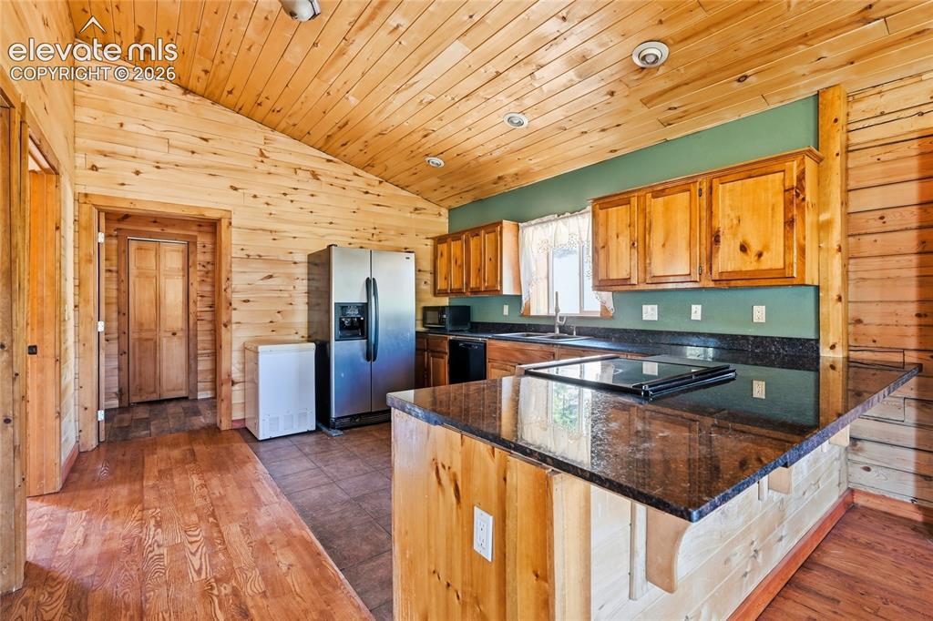 927 Stonehenge Drive Florissant CO 80816