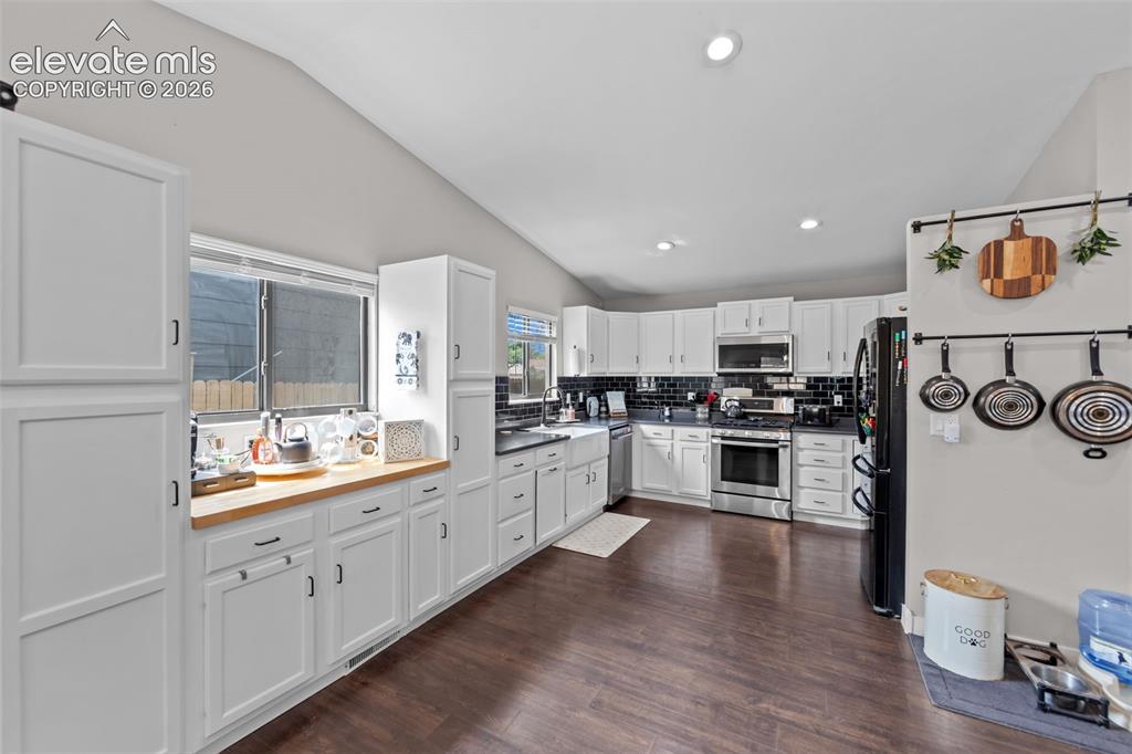858 Hubbell Drive Colorado Springs CO 80911