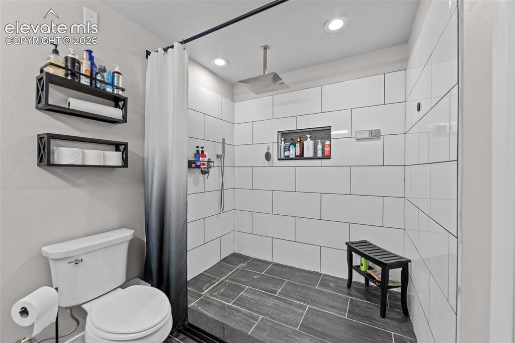 858 Hubbell Drive Colorado Springs CO 80911