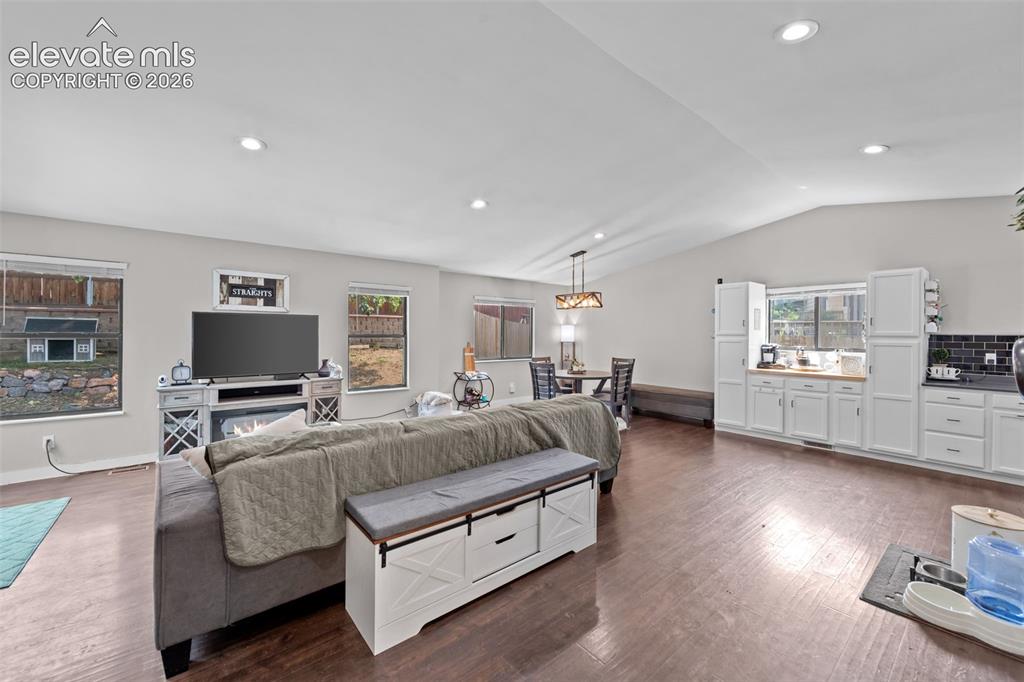 858 Hubbell Drive Colorado Springs CO 80911