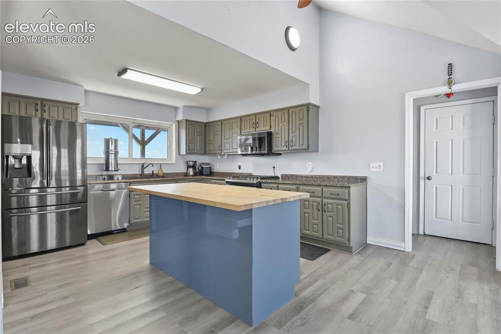 13550 Whistling Hills Lane Colorado Springs CO 80928