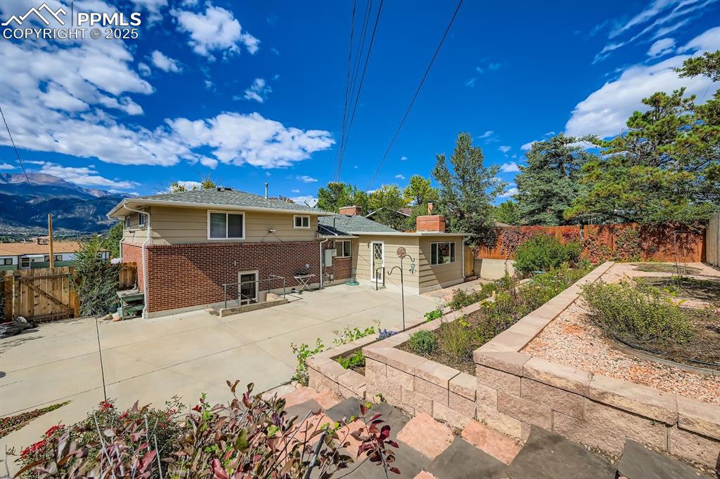 821 Panorama Drive Colorado Springs CO 80907