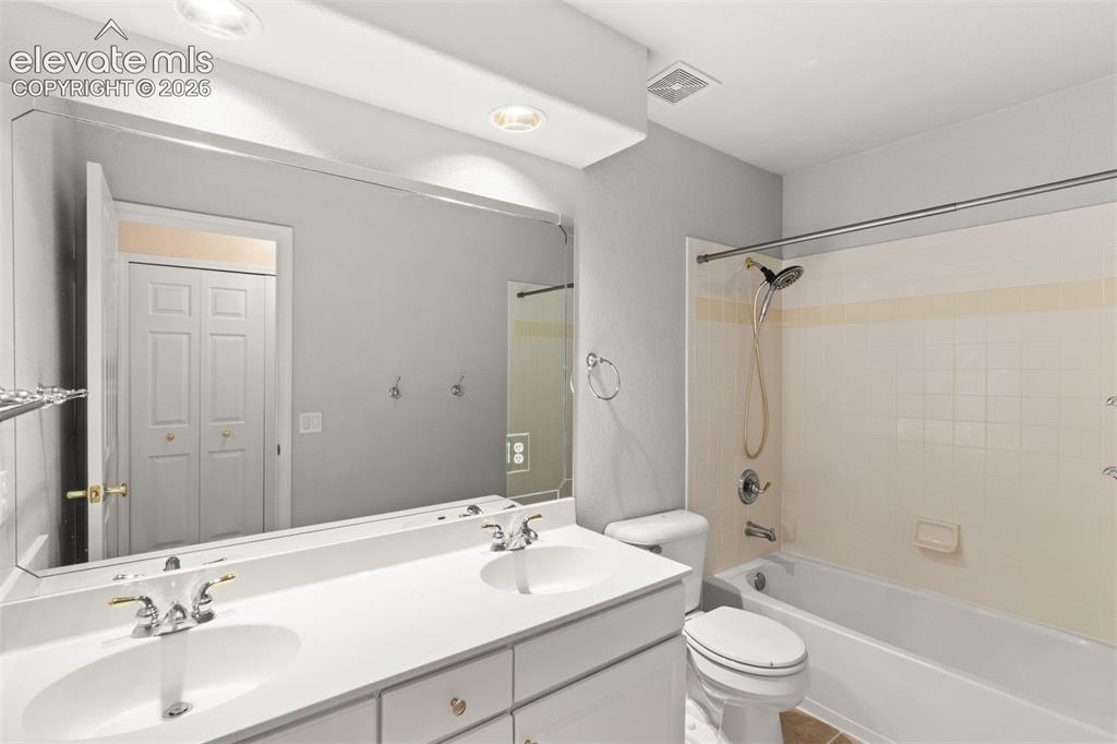 15930 Longmeadow Lane Colorado Springs CO 80921