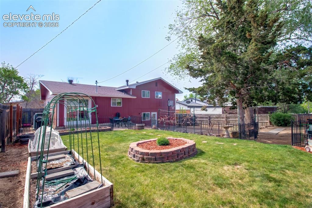 3618 Leeds Lane Colorado Springs CO 80907