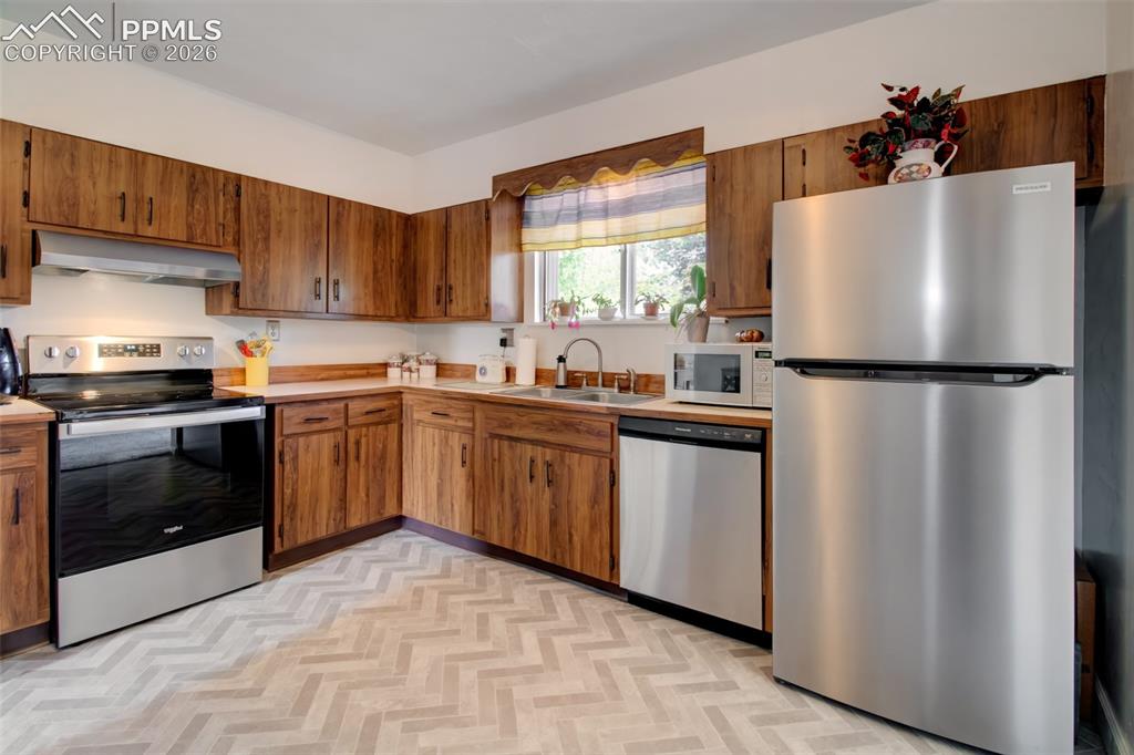 3618 Leeds Lane Colorado Springs CO 80907
