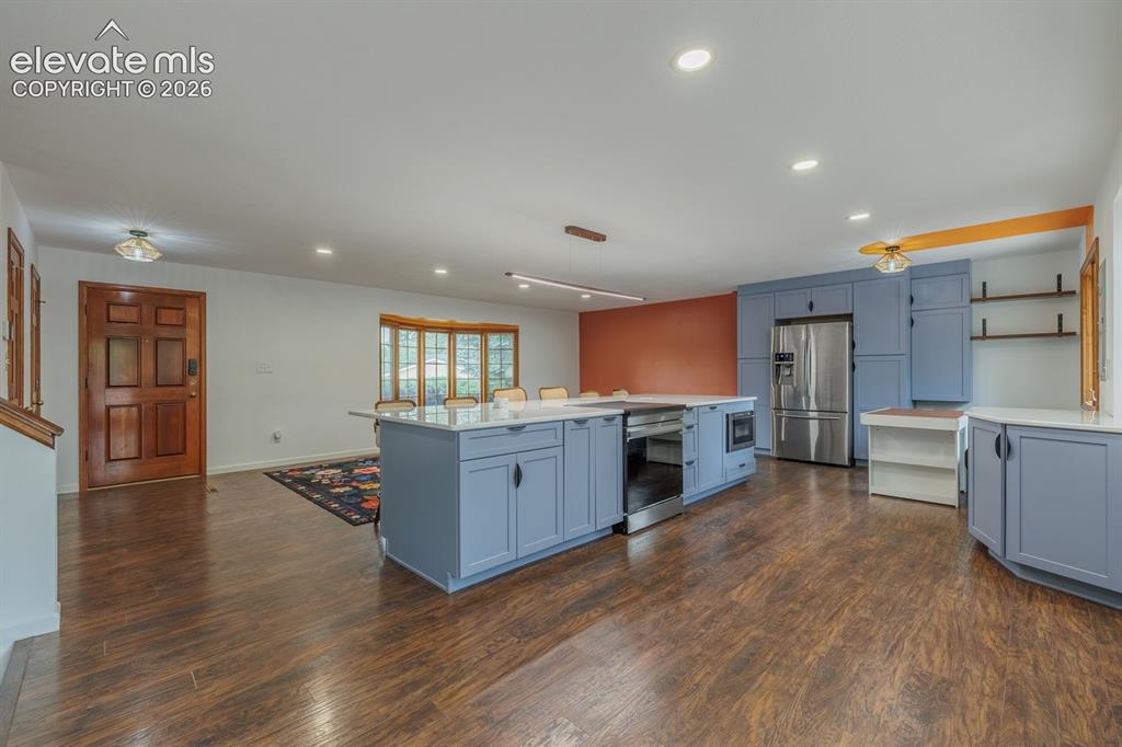 6717 Bishop Drive Colorado Springs CO 80918