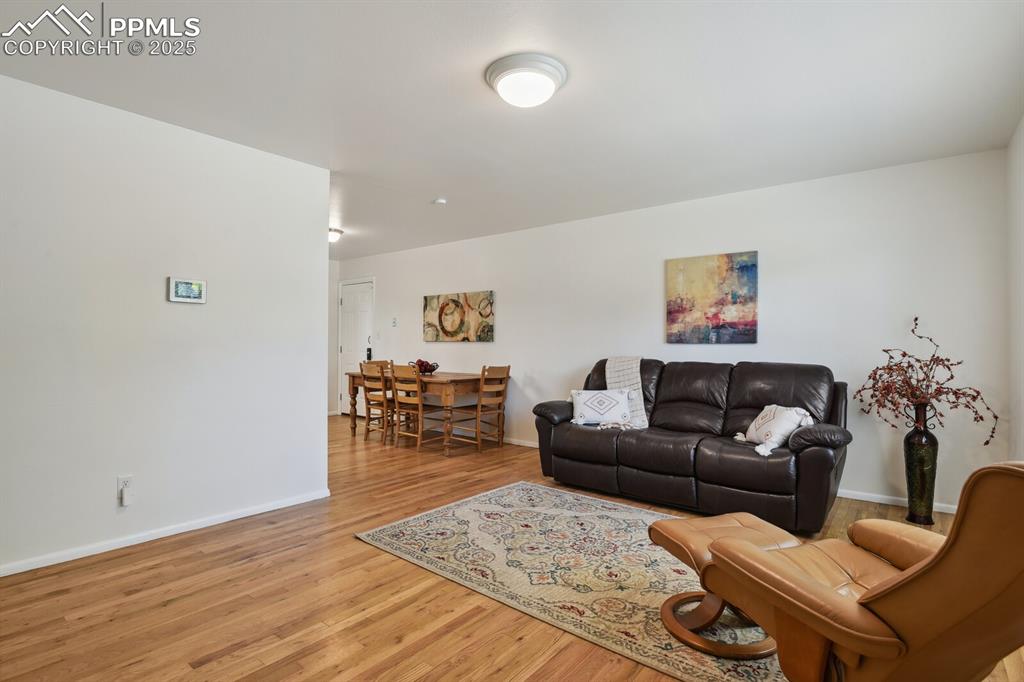 906 Bowser Drive Colorado Springs CO 80909