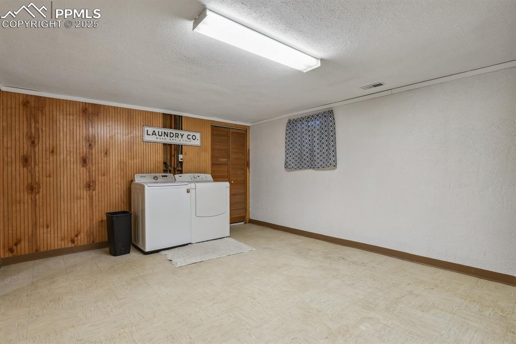 906 Bowser Drive Colorado Springs CO 80909