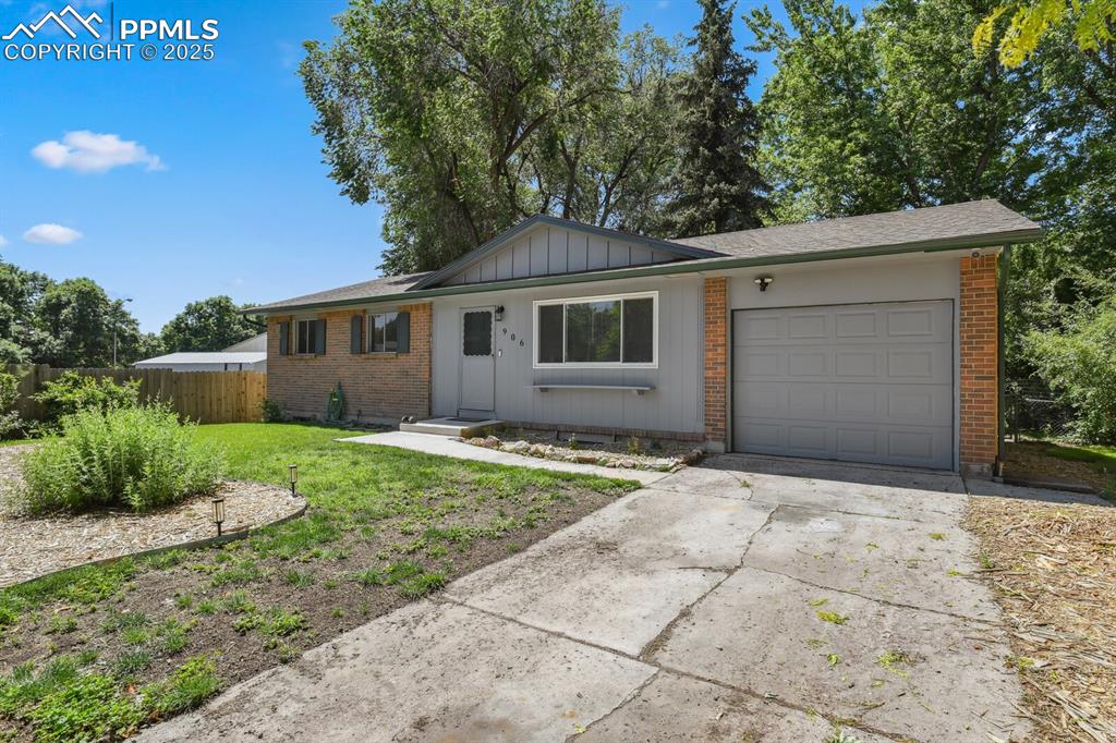 906 Bowser Drive Colorado Springs CO 80909