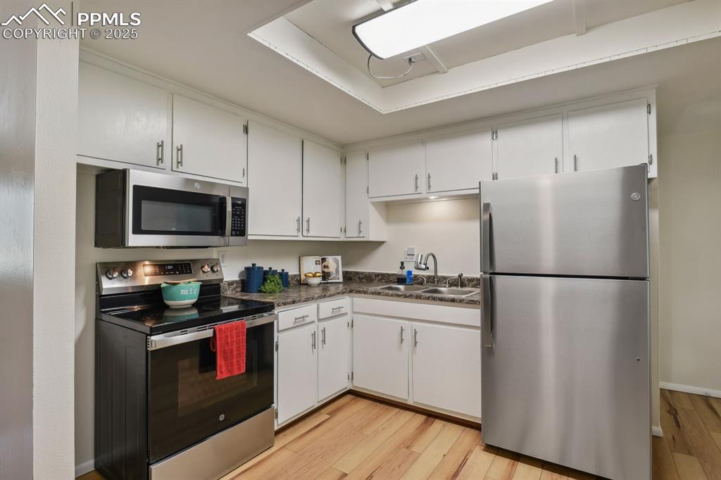 906 Bowser Drive Colorado Springs CO 80909