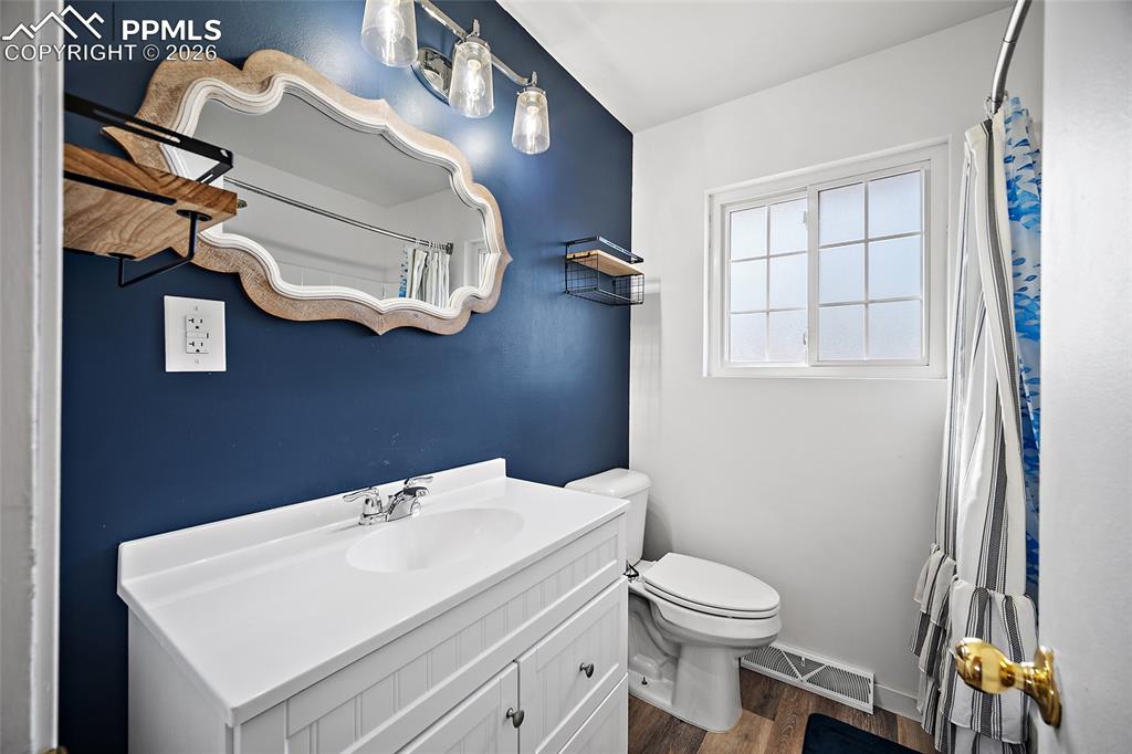 638 Dove Place Colorado Springs CO 80906