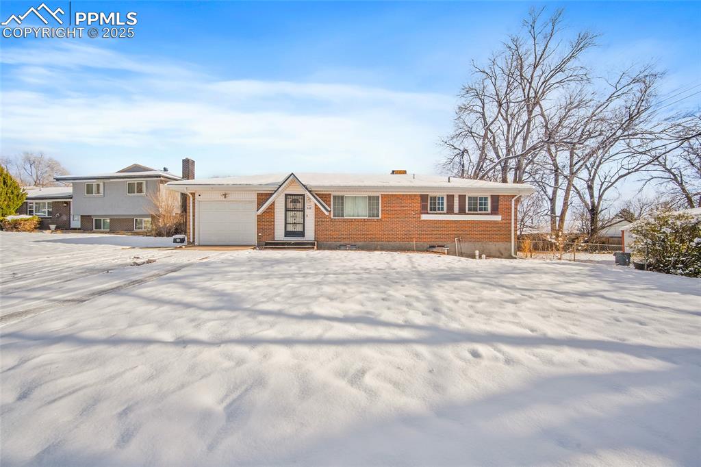638 Dove Place Colorado Springs CO 80906