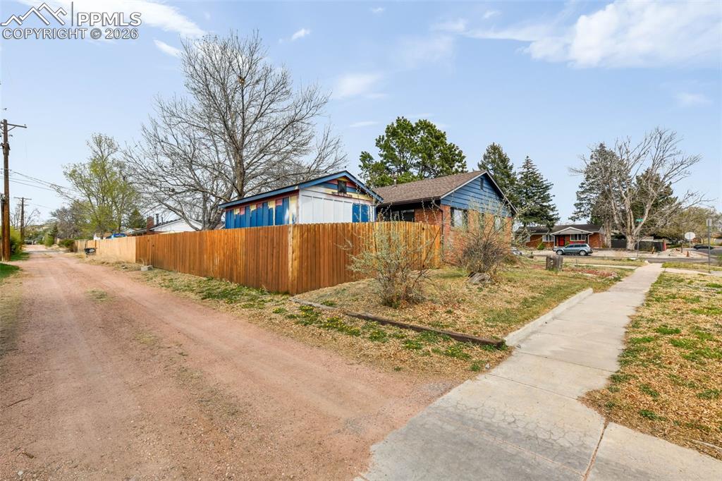 1802 Yuma Street Colorado Springs CO 80909