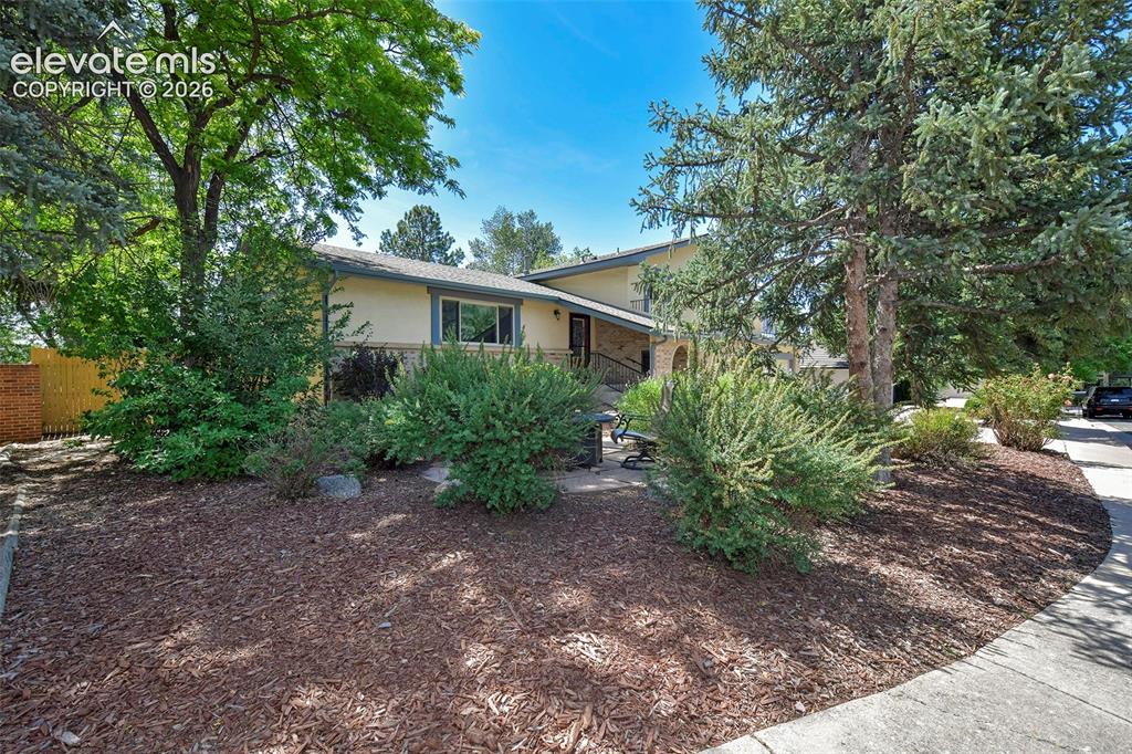 160 Clubridge Place Colorado Springs CO 80906