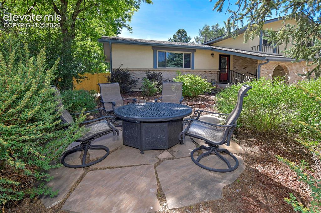 160 Clubridge Place Colorado Springs CO 80906