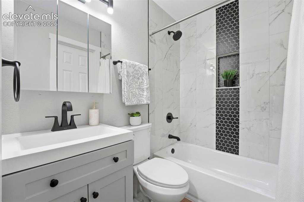 5545 Sacramento Place Colorado Springs CO 80917