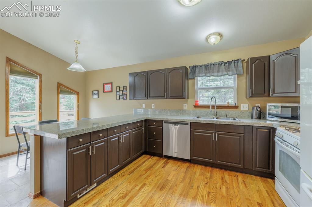 37 Silbani Lane Florissant CO 80816