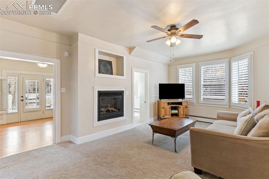 1532 W Cheyenne Road Colorado Springs CO 80906