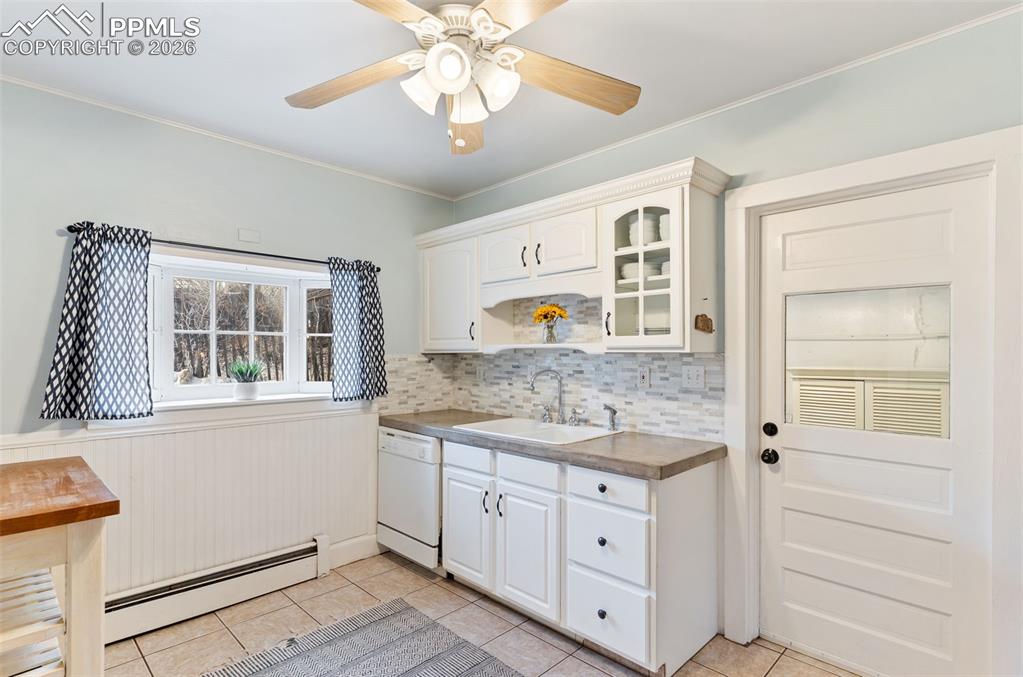 1532 W Cheyenne Road Colorado Springs CO 80906